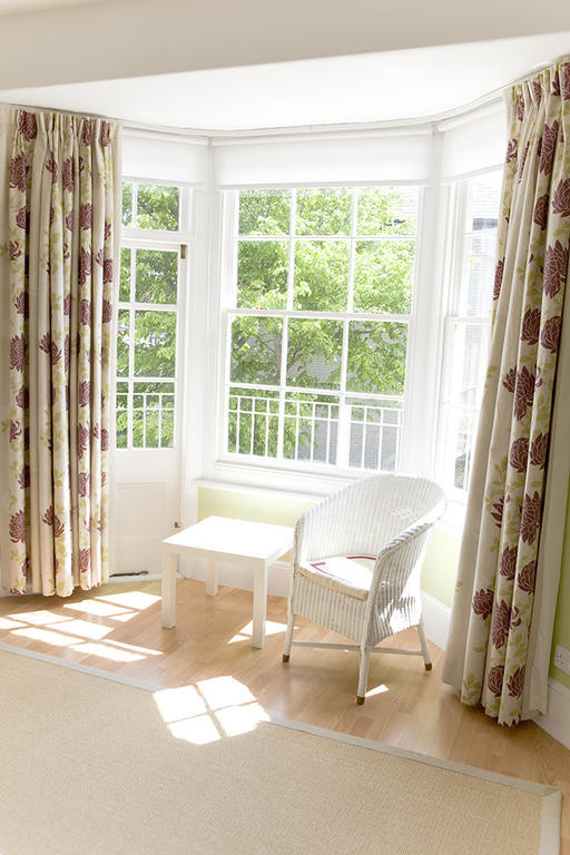 Oak And Glass Weston-super-Mare Room photo